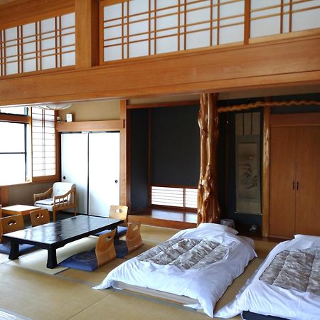 Nishimiyasou Hotell Fujikawaguchiko Exteriör bild